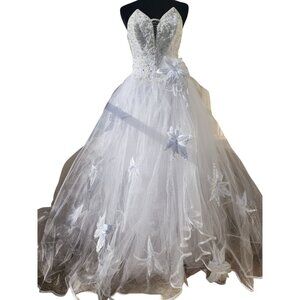 Wow Luxury Couture Embroidered Crystals Lilies Flowers Runway Wedding Dress Gown